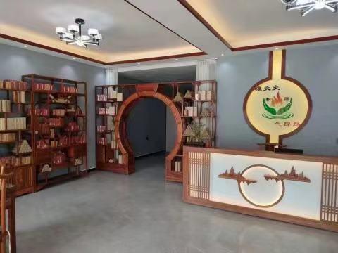 女生想开个店开什么比较好（适合女性做的低成本生意）
