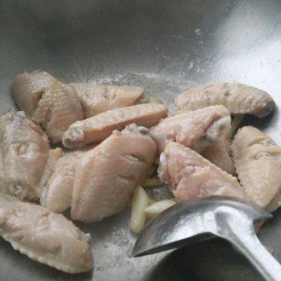 鸡翅炖芋头怎么做好吃又简单