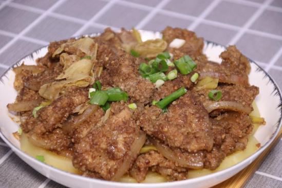 如何蒸出口感细腻的粉蒸肉？教你正确做法，真香呀