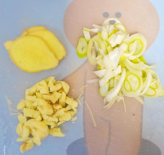 鸡火锅的做法所需食材步骤