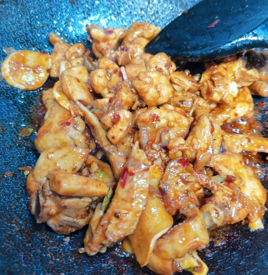 鸡火锅的做法所需食材步骤