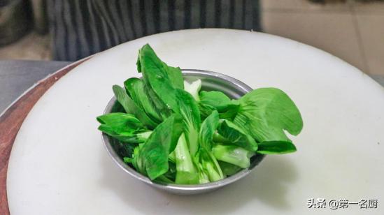 如何做出美味的油泼面？