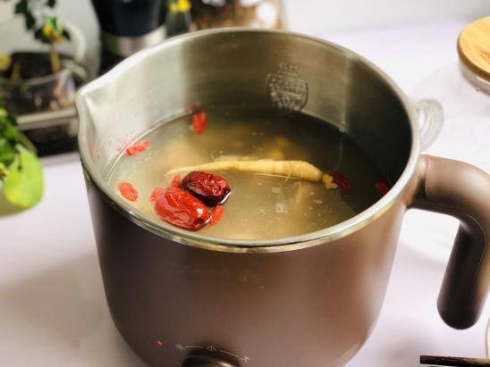关于鸡汤面的做法所需食材步骤