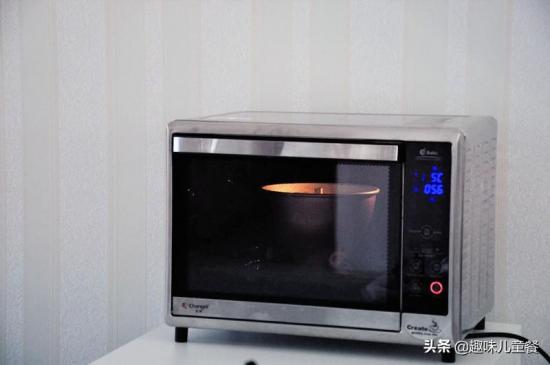 关于做芭比娃娃蛋糕所需食材步骤