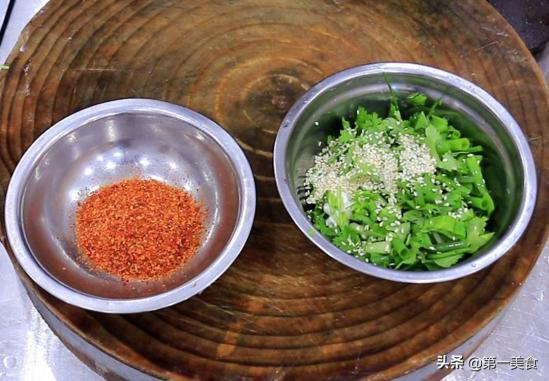 关于孜然肉片的做法所需食材步骤