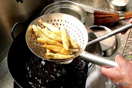关于炸小鱼的做法所需食材步骤