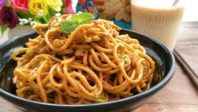 关于热干面怎么做所需食材步骤