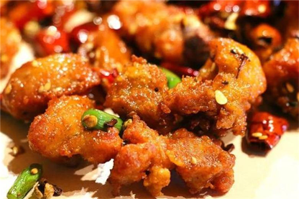 麻辣铁锹海鲜加盟费是多少钱？怎么加盟