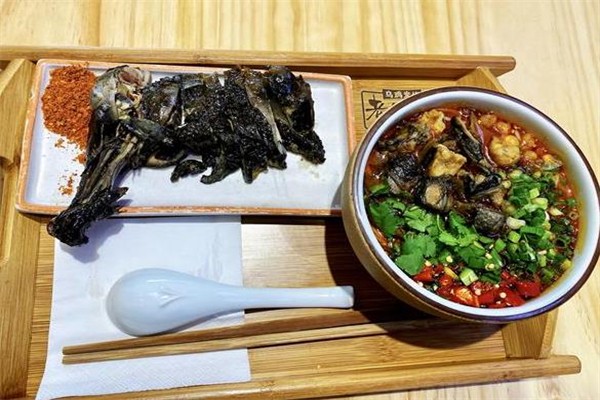 那色普乌鸡米线加盟产品图片