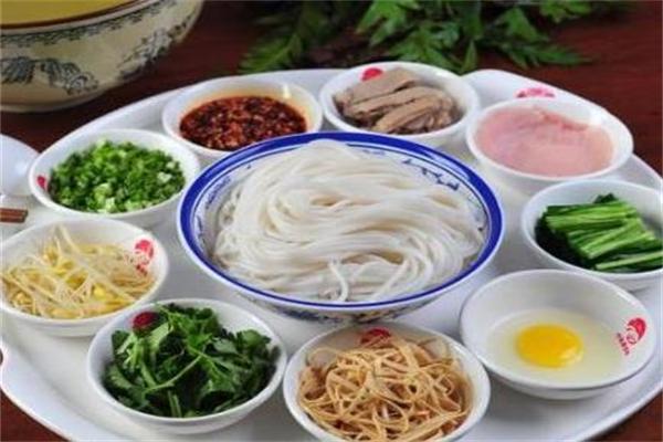 印象云南过桥米线加盟产品图片
