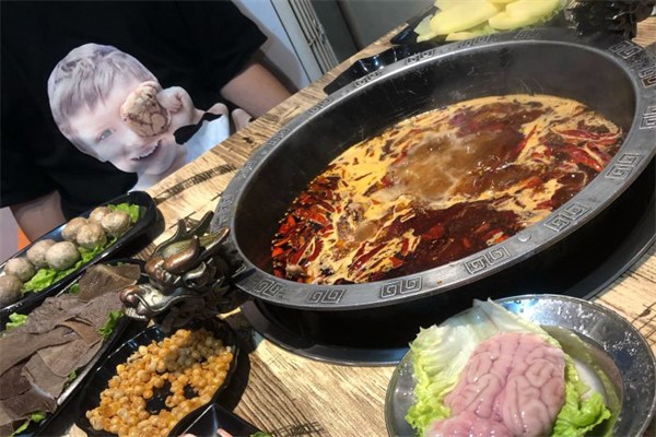 官渝府美蛙鱼头加盟产品图片