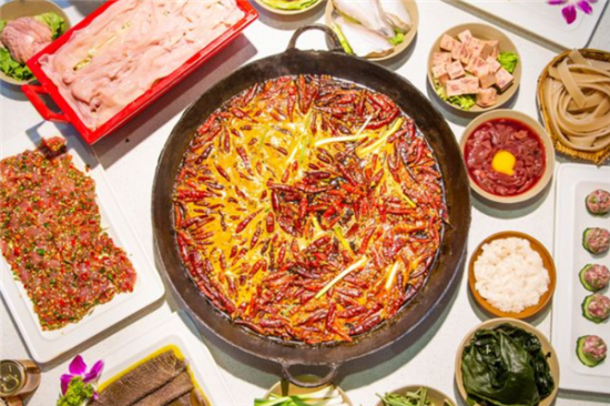 膳臣重庆老火锅加盟产品图片