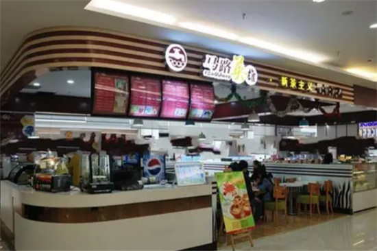 马路英雄奶茶加盟产品图片