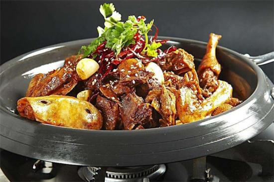 红泥干锅辣鸭加盟产品图片