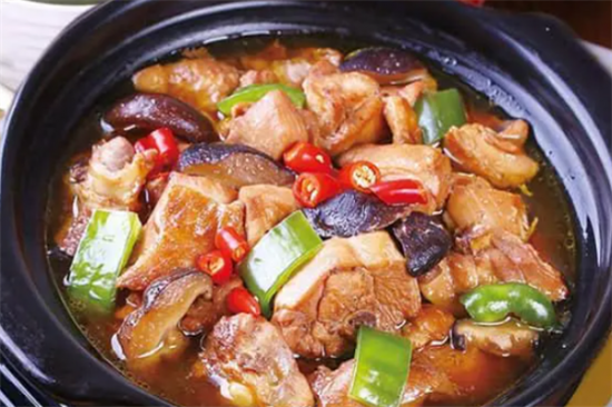 欣欣黄焖鸡米饭加盟产品图片