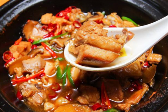 黄小厨黄焖鸡加盟产品图片