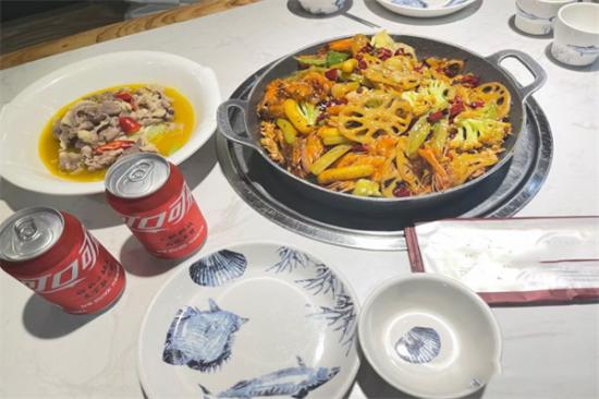 梁记特色干锅加盟产品图片