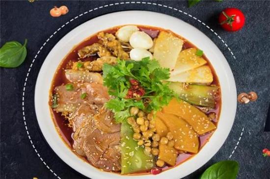 嗨椒树冒菜加盟产品图片