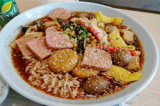 红冒坊冒菜加盟产品图片
