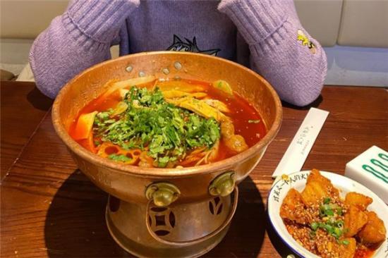 宽燚辣卤火锅冒菜加盟产品图片