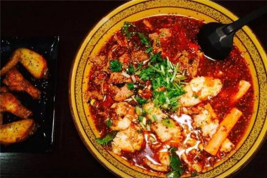 锅锅冒菜加盟产品图片