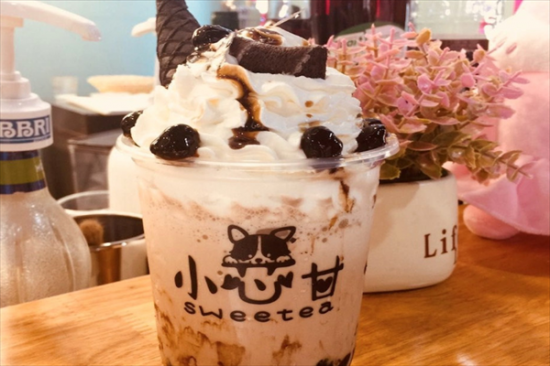 小芯甘奶茶加盟