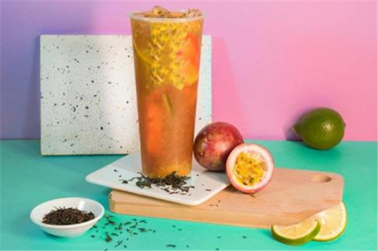 自由美奶茶加盟