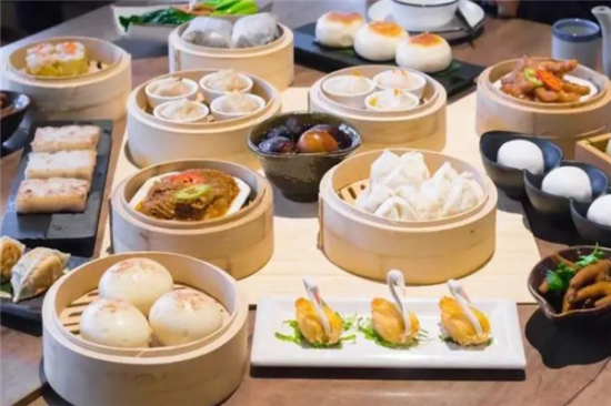 石记港式茶餐厅加盟
