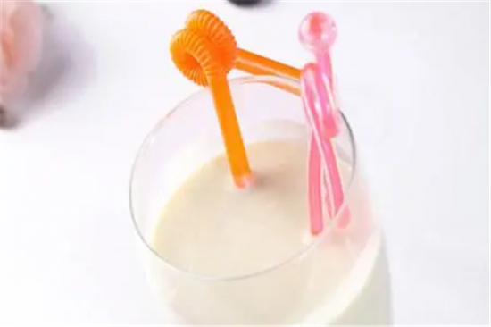 妮可奶茶坊加盟