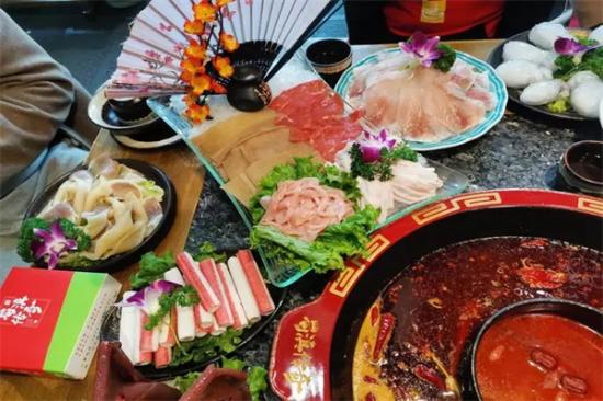 彧道火锅烧烤加盟