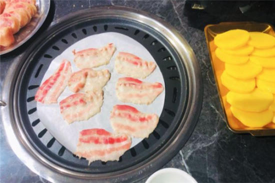 悦聚堂炭火烤肉加盟