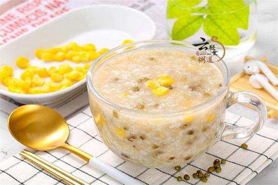 云轻食粥道加盟