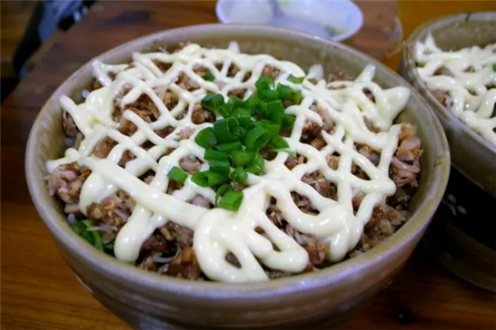 助屋炸鸡沙拉饭加盟产品图片