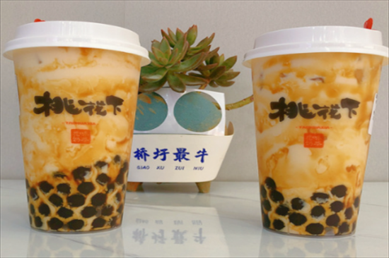 桃花下奶茶店加盟